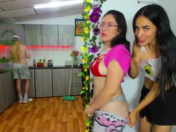 couple Sex Chat With Girls Live On Cam with xsexs_girlsx