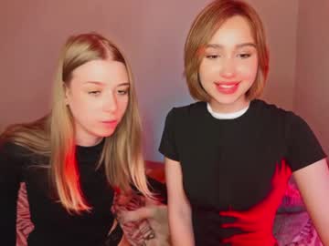 couple Sex Chat With Girls Live On Cam with cherrycherryladies