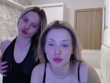 couple Sex Chat With Girls Live On Cam with alice_nika