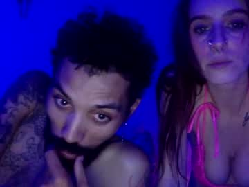couple Sex Chat With Girls Live On Cam with croxfox
