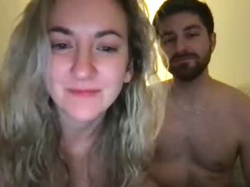 couple Sex Chat With Girls Live On Cam with couple_co