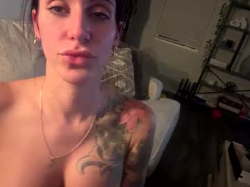 couple Sex Chat With Girls Live On Cam with bootyqueen04