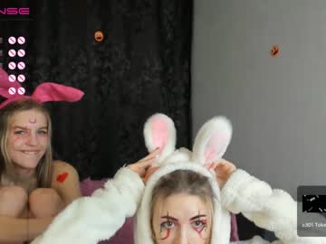 couple Sex Chat With Girls Live On Cam with melllnessa
