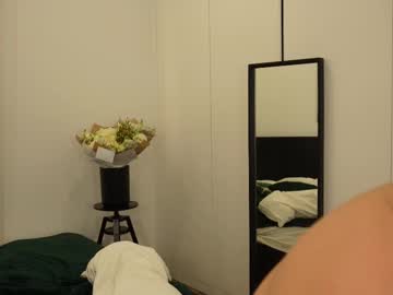 girl Sex Chat With Girls Live On Cam with miarouxie