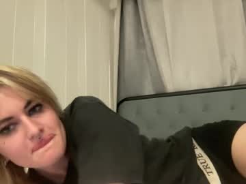 couple Sex Chat With Girls Live On Cam with nico_and_ray