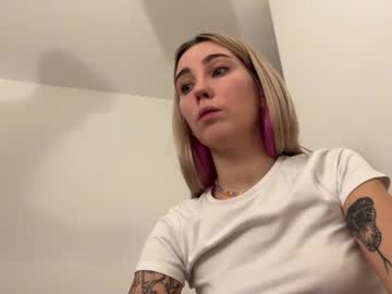 couple Sex Chat With Girls Live On Cam with bogyangel