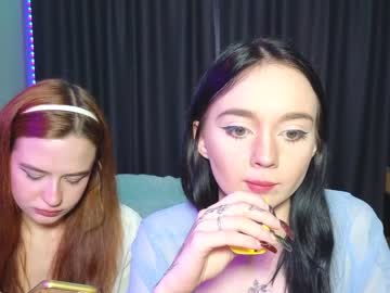 couple Sex Chat With Girls Live On Cam with girls_with_paws